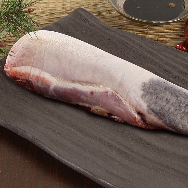 [凍]皮付き牛タンブロック約1.2kg【量り売り】※クレジットカード・銀行振込支払い不可※