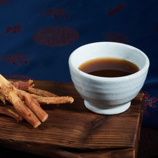 [KGS] 高麗 紅参 濃縮液 ローヤル 240g / お歳暮