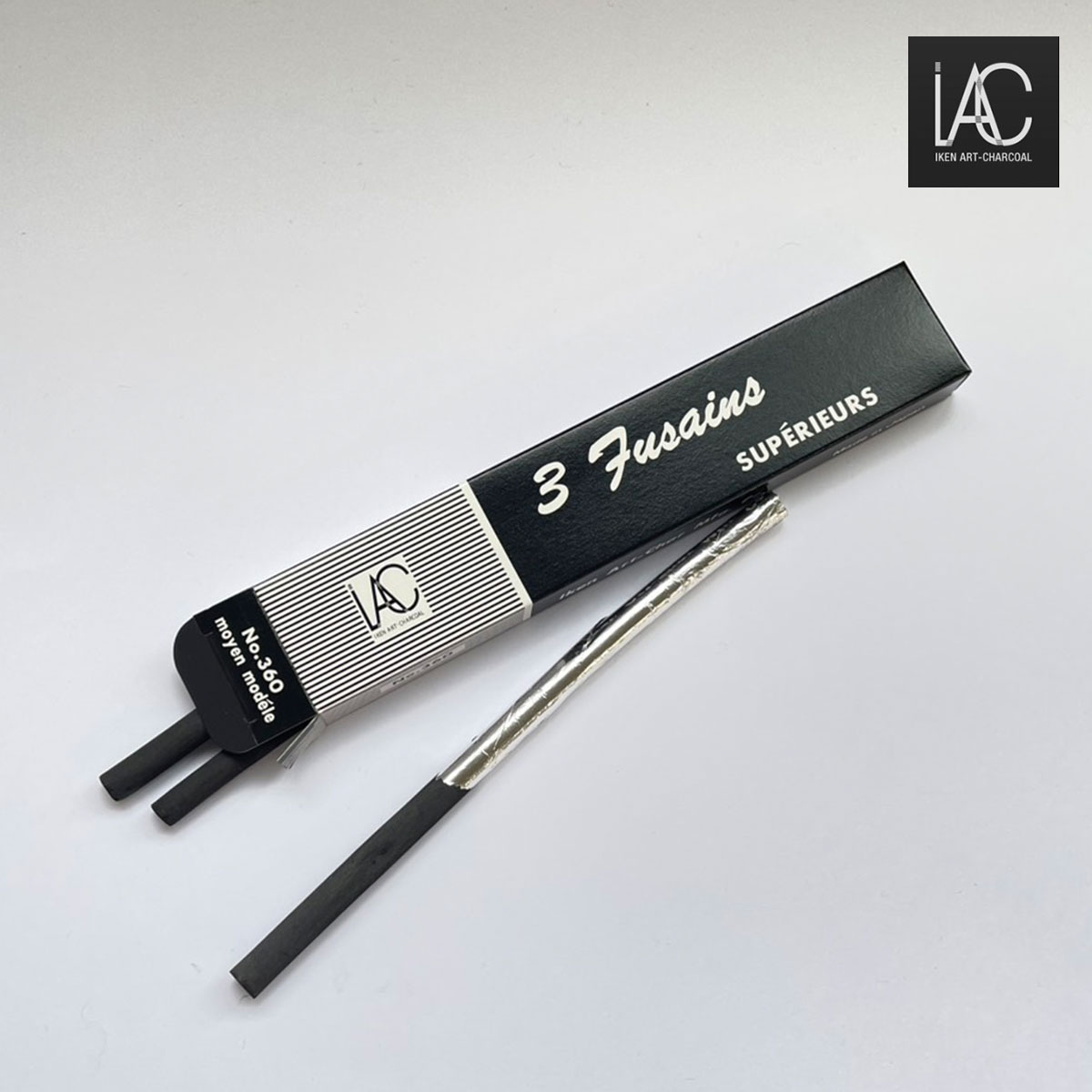 伊研 画用木炭 NO.360 ヤナギ炭 中軸 アルミ箔巻 (3本入) (300173) 