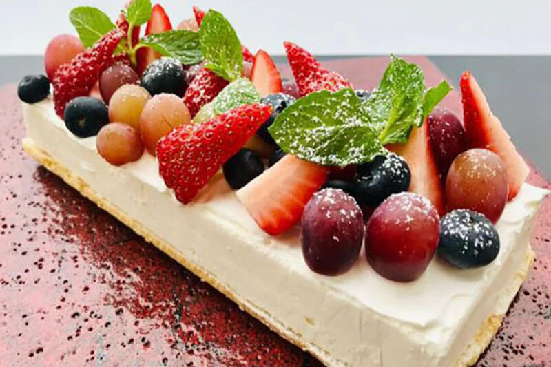 ［箱売］国産柚子果汁のレアチーズケーキ 48セット（約200g入×24セット×2）〈冷凍〉