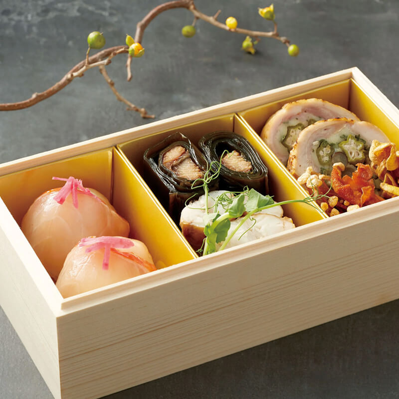 ［ヤマコー 用美］重箱用 金色紙中子 6割（G6）