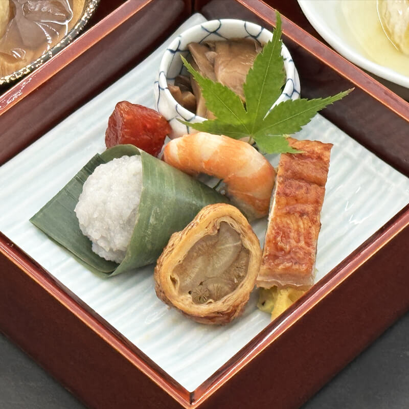 ［箱売］湯葉八幡巻 たれ仕立 42本（2本入×21袋）［約120g/本］〈冷凍〉