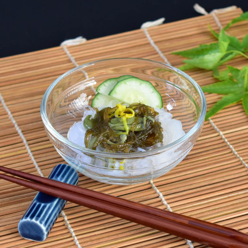 ［小売］順才もずく（固形約700g/1kg入）〈冷凍〉