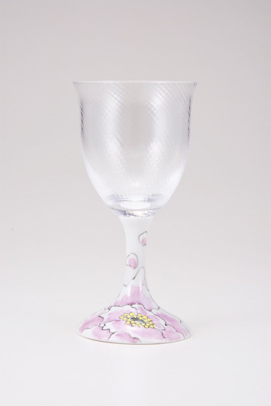 ワイングラス小（斜）富貴文ピンク