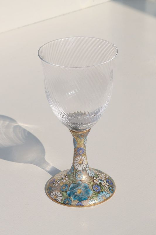 ワイングラス小（斜）令和金花詰そらいろ