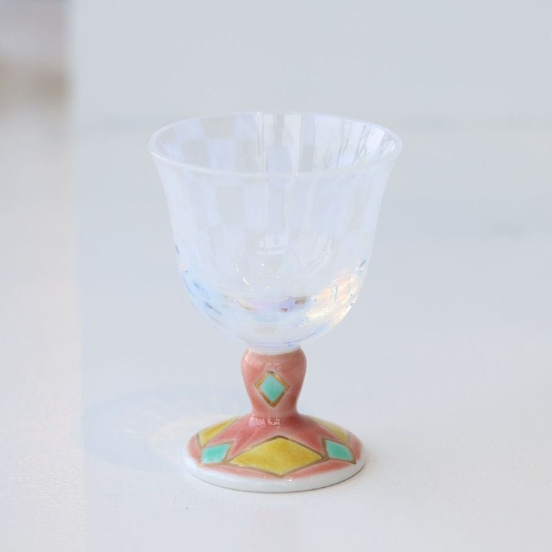 【予約受付商品】冷酒グラス（オパール）菱文ピンク