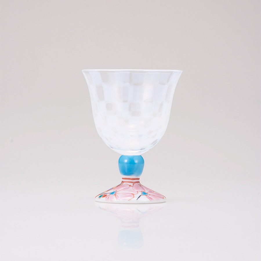 冷酒グラス（オパール）花のタペストリー