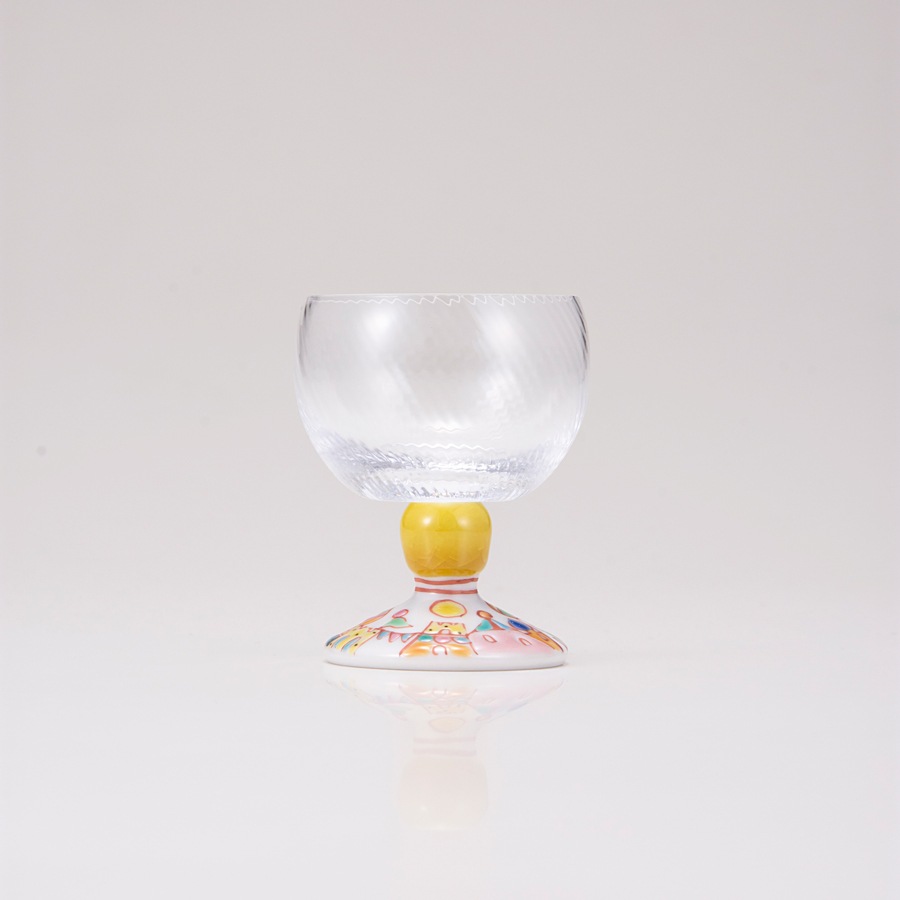 馬上グラス（斜）街の広場