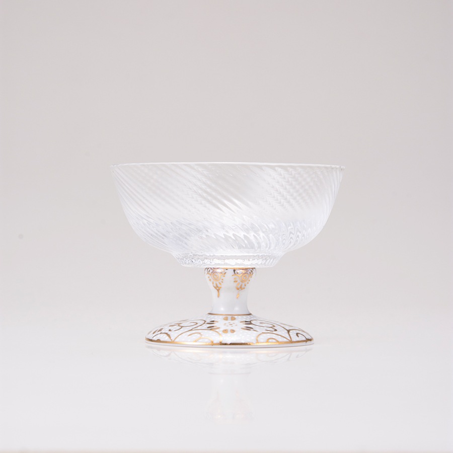 デザートグラス中(斜)白粒鉄仙