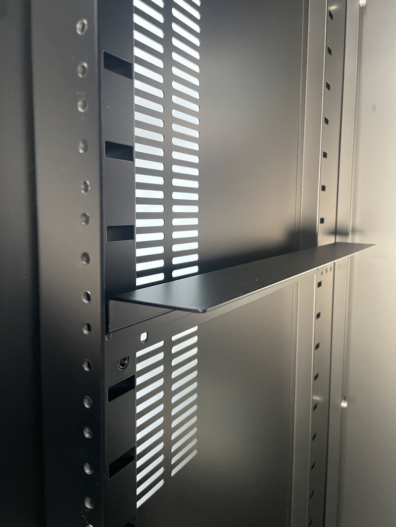 TidyBox 14U・20・30U 専用オプションサポート金具 (本体別売り