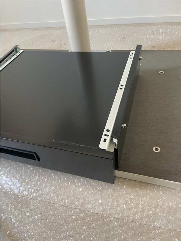 ���դ����� 45 �ǥ�������Ǽ�ܥå���