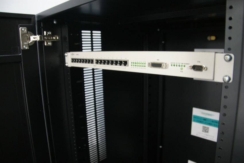 �ɿХ�å� TidyBox 30U