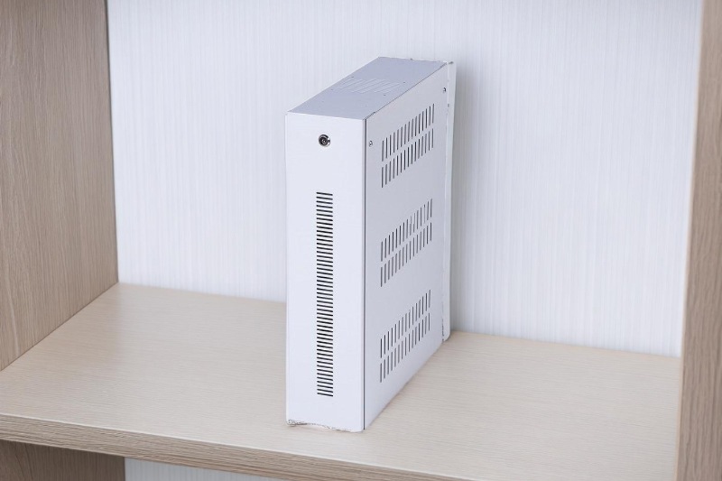 �������ƥ��ܥå��� 2U