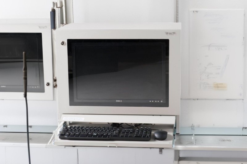 �ɿХ�å���Tidy Box 25 W