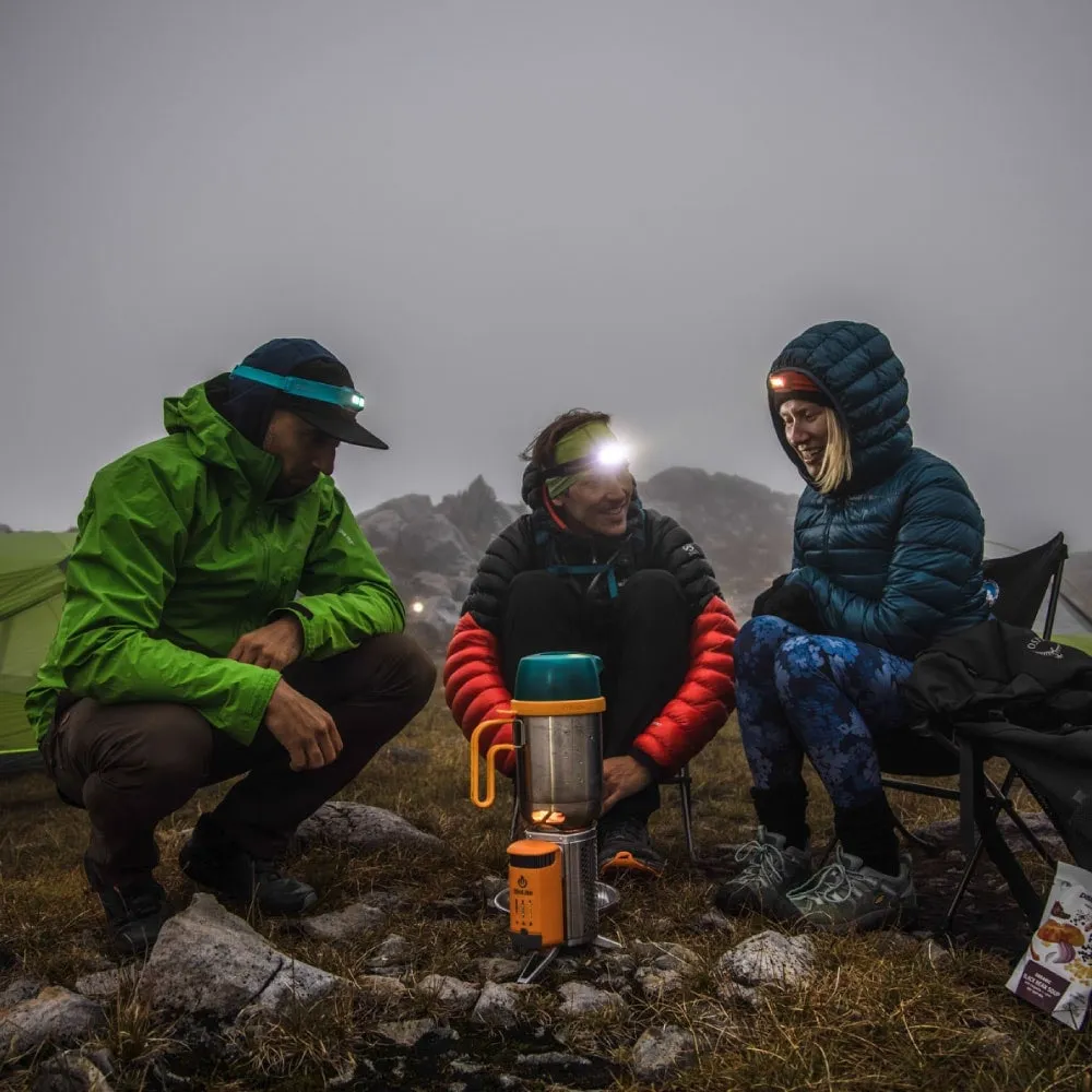 BioLite KettleCharge 10W ポータブル電源 スマートフォンを充電できる“やかん” ― 災害時にはカセット