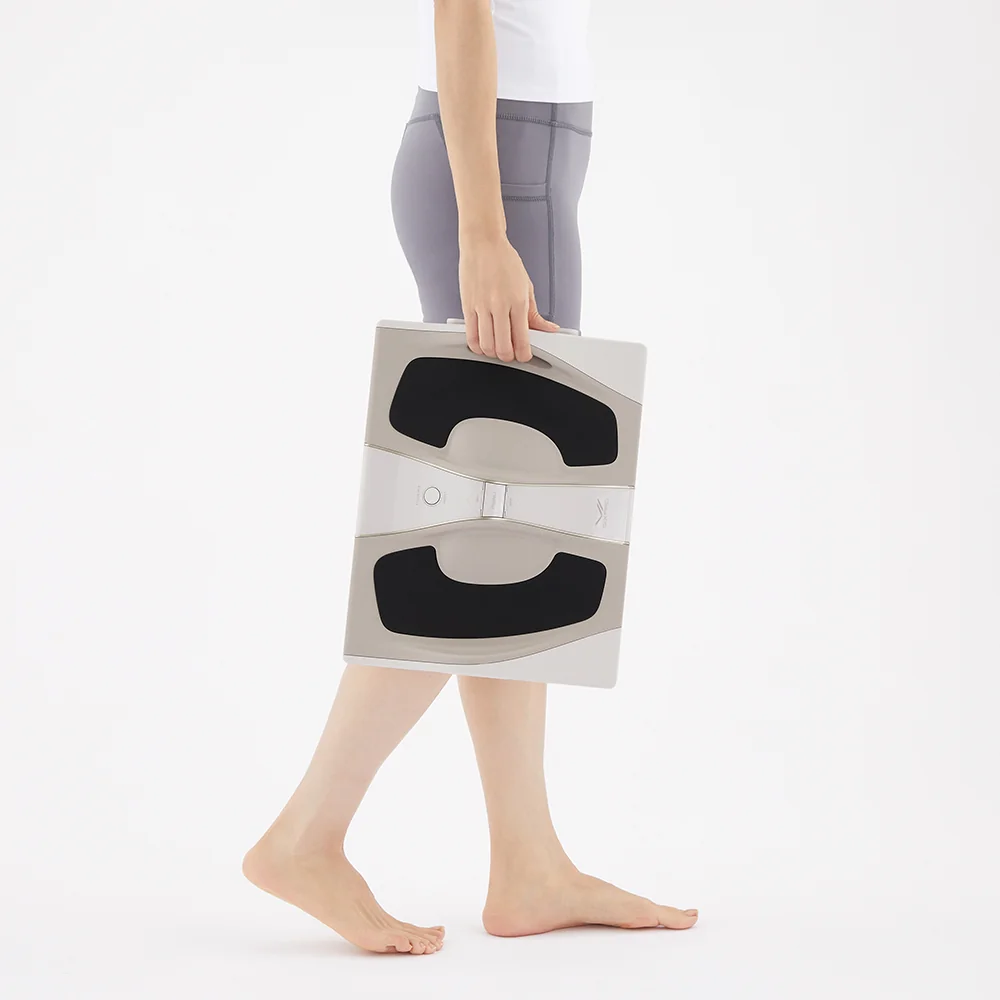 [逃げるために運動する] SIXPAD Foot Fit 3 Heat（シックスパッド フットフィット3 ヒート）（足を乗せることで、歩くために必要な身体を維持する）[リモコン付き]