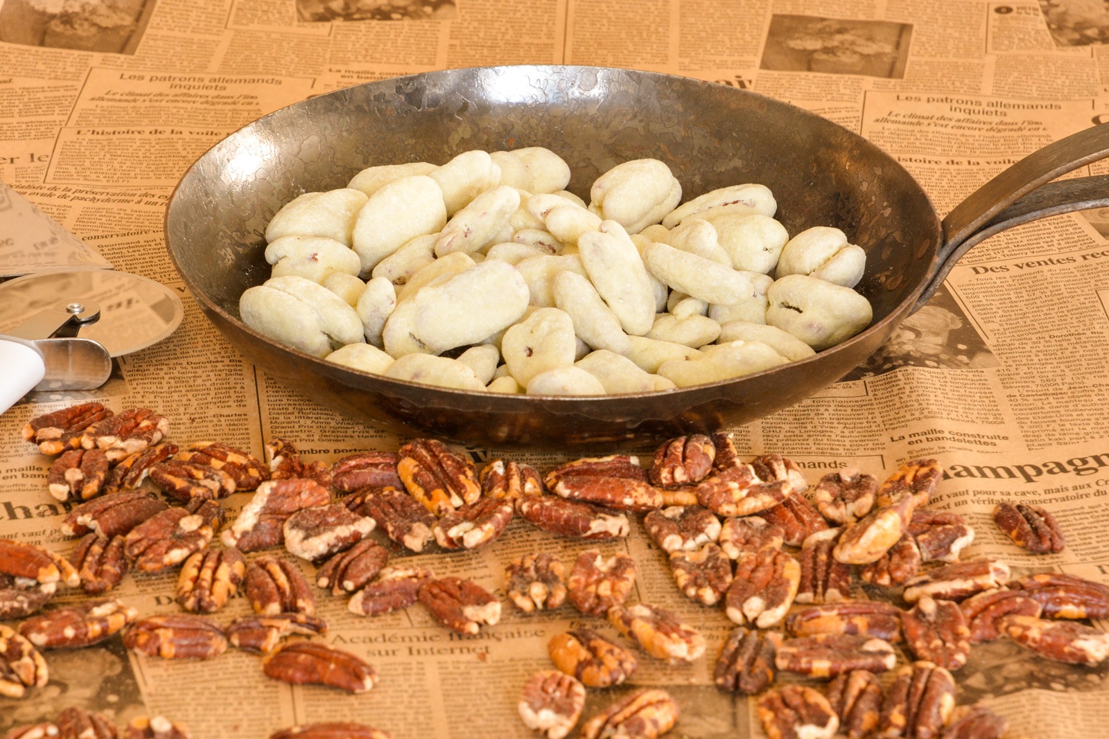 塩ピーカンナッツ