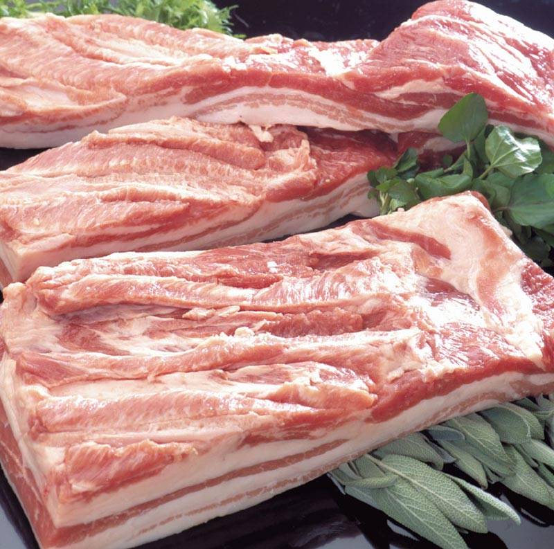 国産豚ばらブロック　５００ｇ