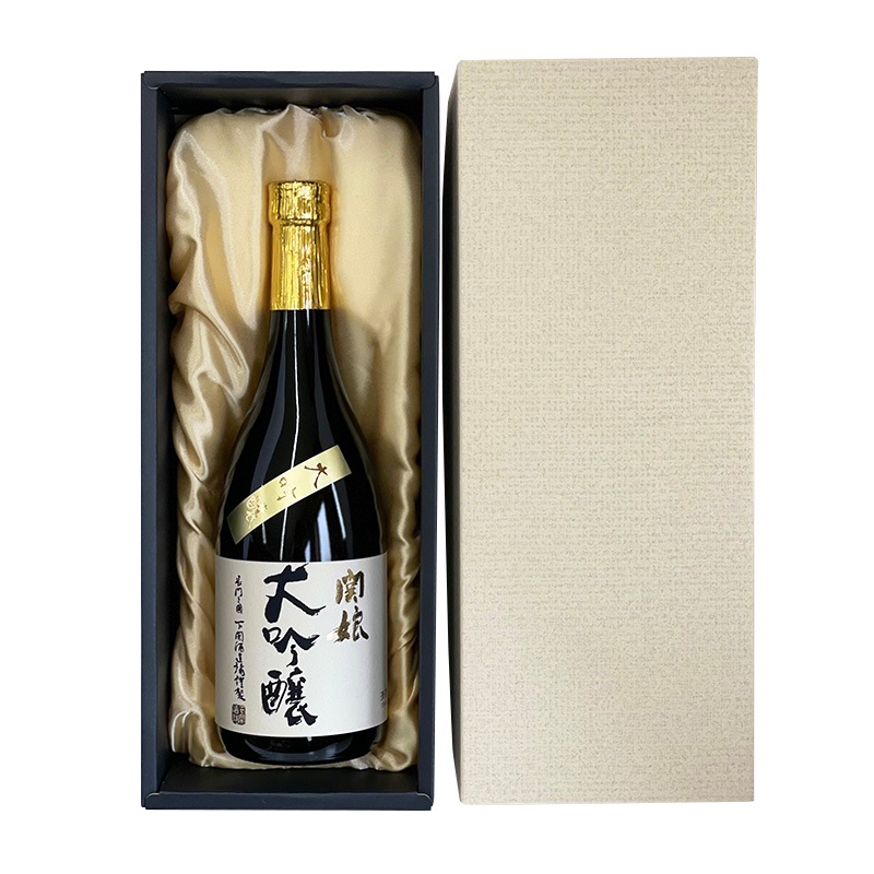 超特撰　関娘 大吟醸 720ml（化粧箱入）