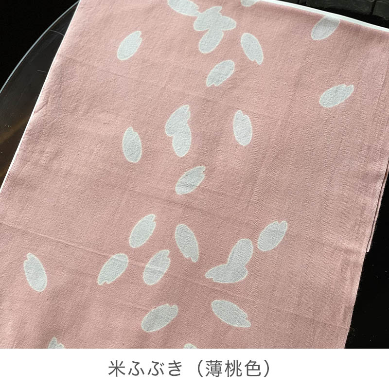 木箱入り！超特撰 関娘 大吟醸原酒【名入れ】720ml（季節限定ラベル・桜）