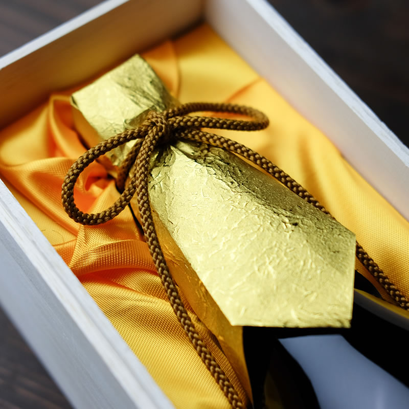 木箱入り！超特撰 関娘 大吟醸原酒【名入れ】720ml（季節限定ラベル