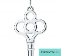 TIFFANY&Co[ティファニー]　”ティファニー”　クラウンキー ペンダント　並行輸入品