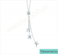 TIFFANY&Co[ティファニー]　”ティファニー”　シグネチャー トリプル ドロップ ペンダント　並行輸入品