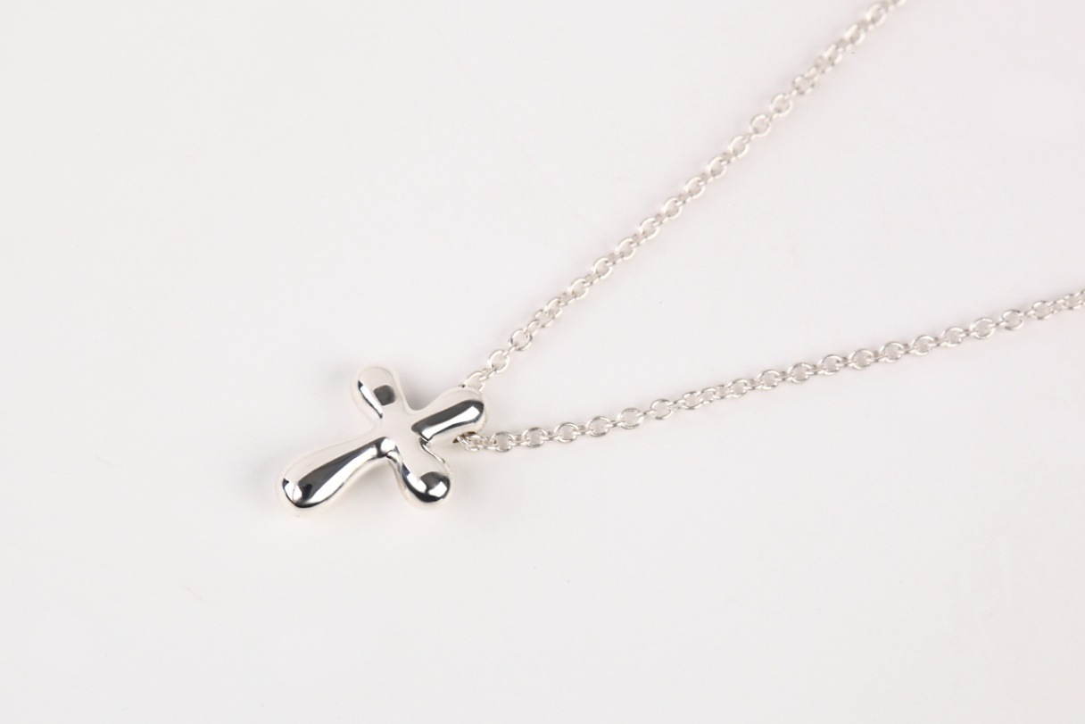 ティファニーのTIFFANY&Co[ティファニー] ”ティファニー” ティア