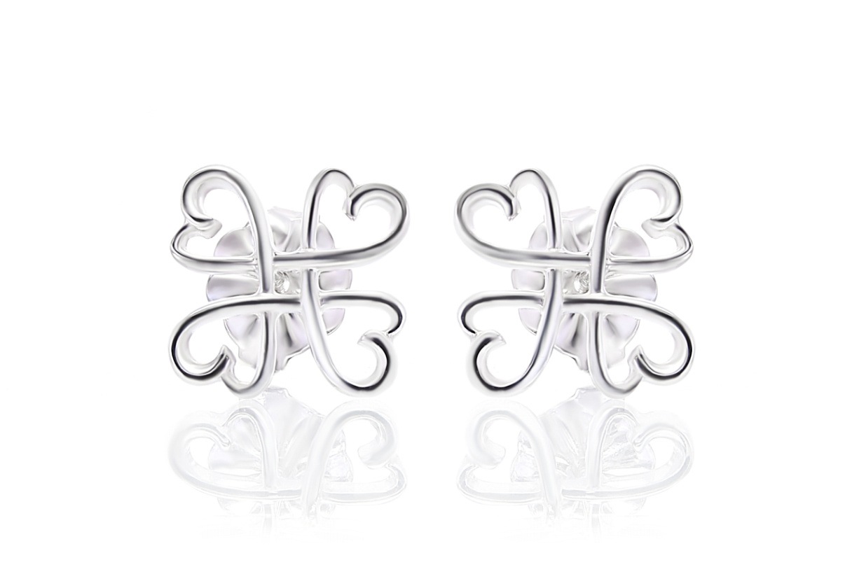 ティファニーのTIFFANY&Co[ティファニー] ラビング ハート ピアス 並行