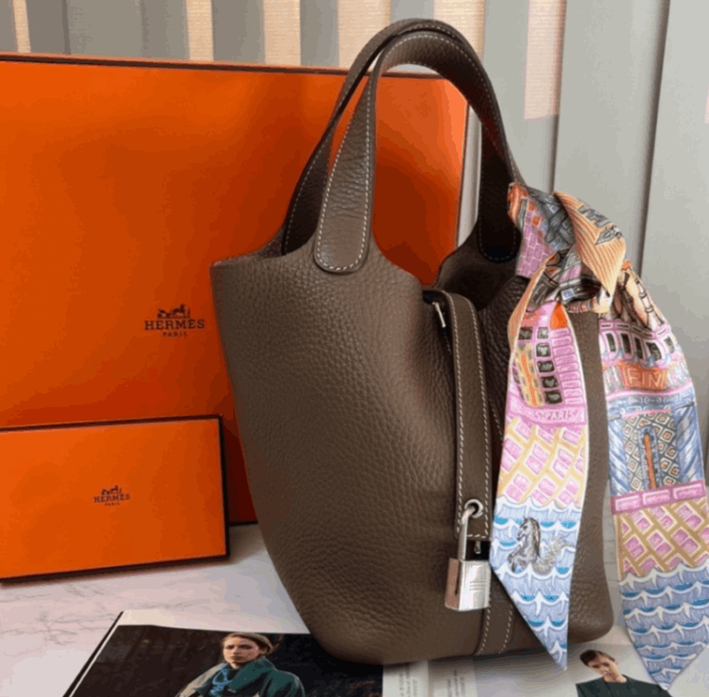 【kiwi 様】HERMES ピコタンロック PM エトゥープ kiwi 様】HERMES ピコタンロック PM エトゥープ - メルカリ