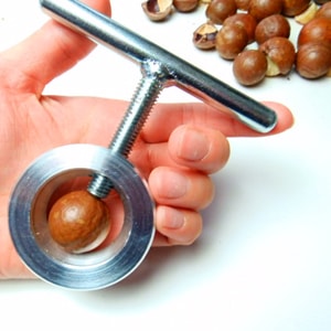 マカダミアナッツクラッカー (カッター式)アルミ合金 日本製