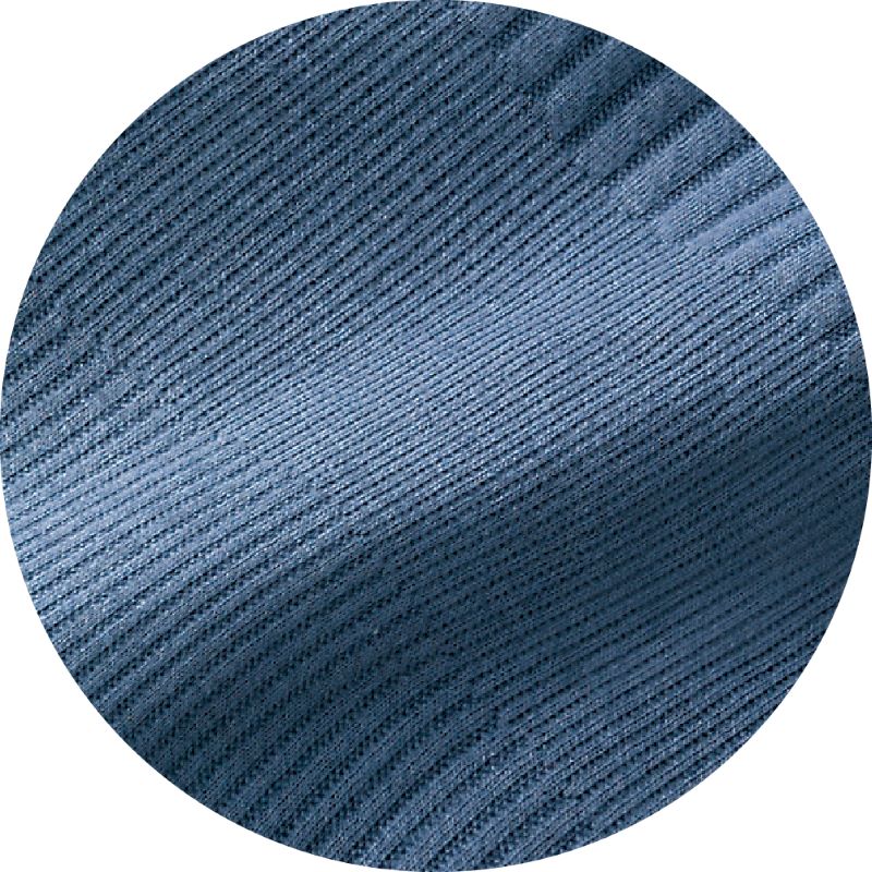 ハーフジップＴシャツ