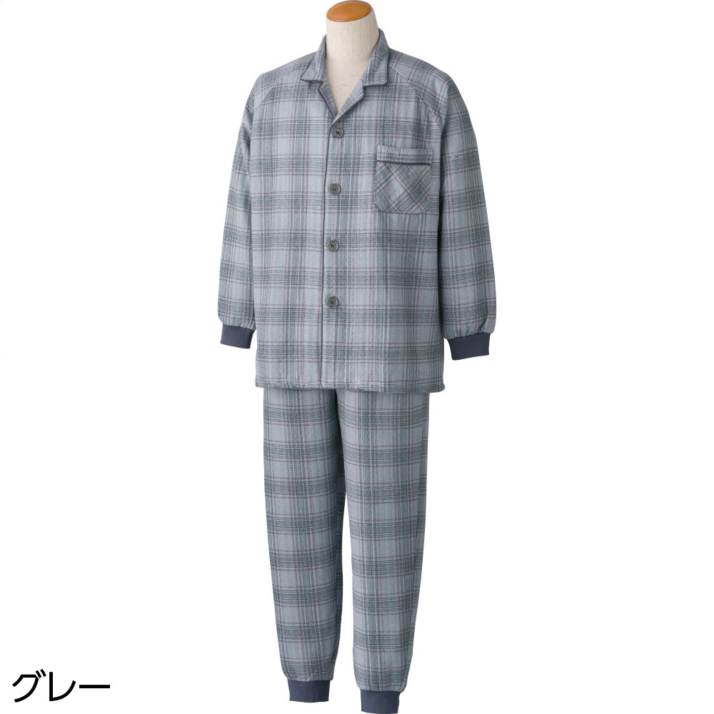 大きめボタンキルトパジャマ