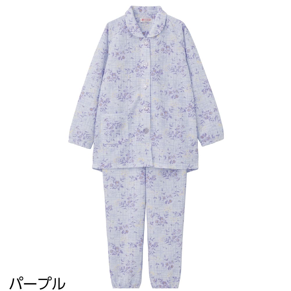 大きめボタンキルトパジャマ