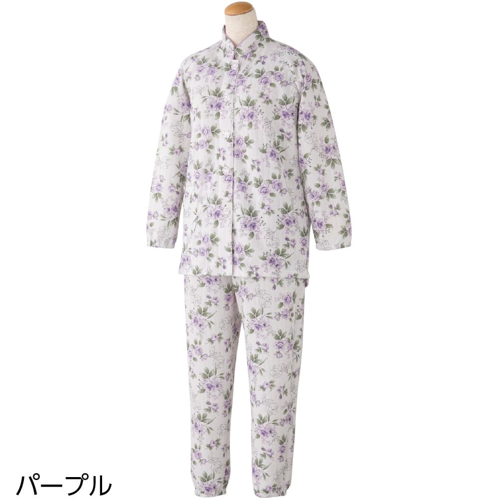 大きめボタンキルトパジャマ