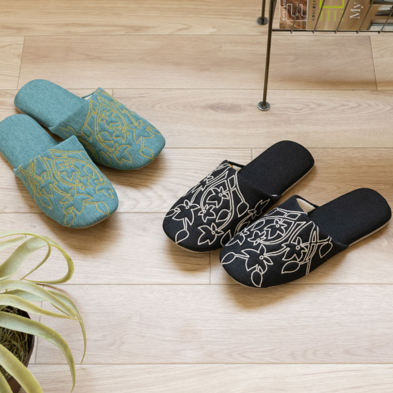 シビラ ベネフィシオス スリッパ Lサイズ（約24～26cm） ブラック/グリーン