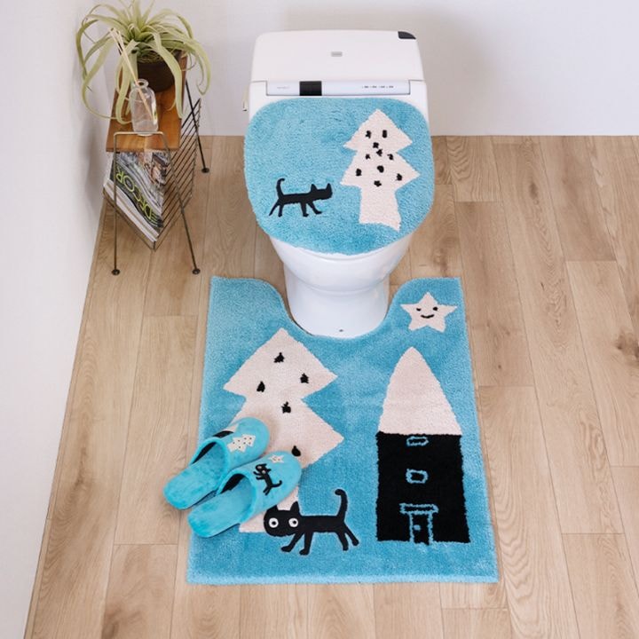 アツコマタノ 迷子のMEME BEBE トイレ3点セット ロングトイレマット+兼用フタカバー（普通便座＆温水洗浄・暖房便座兼用）+スリッパ ブルー/アイボリー