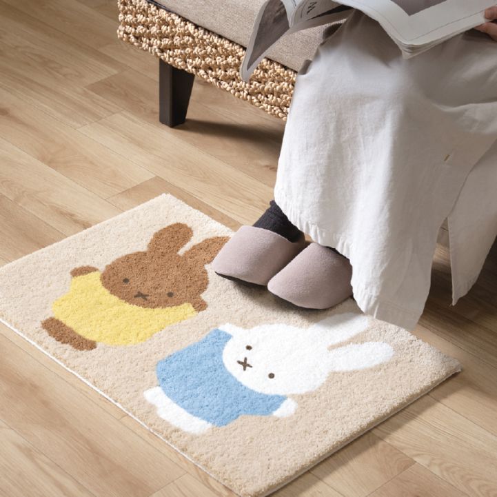 ディックブルーナ インテリアマット 約45×70cm おともだち（ベージュ）/お花と顔（イエロー）/トゥーフェイス（グレー）/ラインボリス（ベージュ）