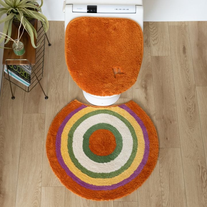 シビラ ラヤス2 トイレ2点セット トイレマット+兼用フタカバー（普通便座＆温水洗浄・暖房便座兼用） グリーン/オレンジ