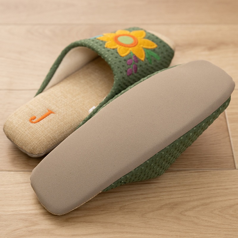 ホコモモラ ニコラス スリッパ 適応サイズ:約22～24cm ベージュ/グリーン/ピンク/レッド