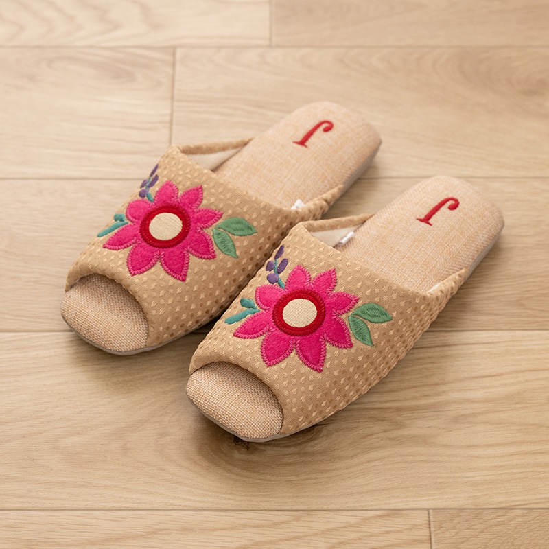 ホコモモラ ニコラス スリッパ 適応サイズ:約22～24cm ベージュ/グリーン/ピンク/レッド