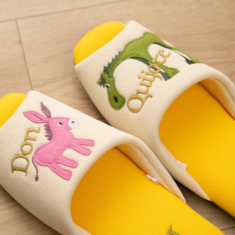 ホコモモラ ドンキホーテ スリッパ 適応サイズ:約22～24cm ブルー/グリーン/レッド/イエロー