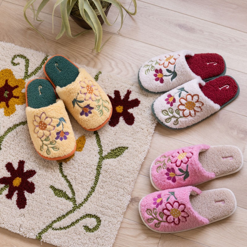 ホコモモラ セゴビア スリッパ 約22～24cm ベージュ/ピンク/イエロー