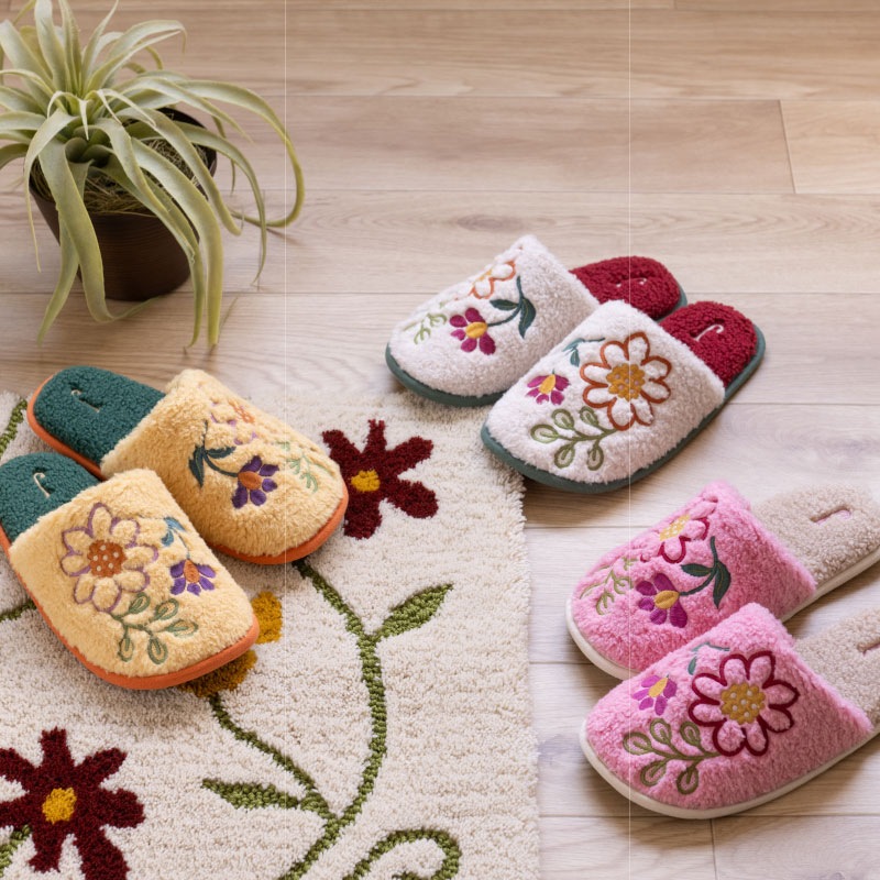 ホコモモラ セゴビア スリッパ 約22～24cm ベージュ/ピンク/イエロー