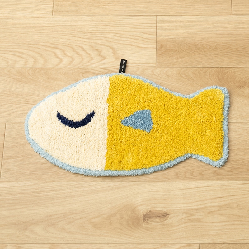 アツコマタノ うおっち チェアマット 約22×41cm レッド/イエロー