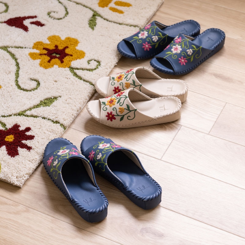 シビラ フロラシオン スリッパ Sサイズ(約21.5~22.5cm)Mサイズ(約22.5~23.5cm)/Lサイズ(約23.5~24.5cm) ベージュ/ネイビーブルー