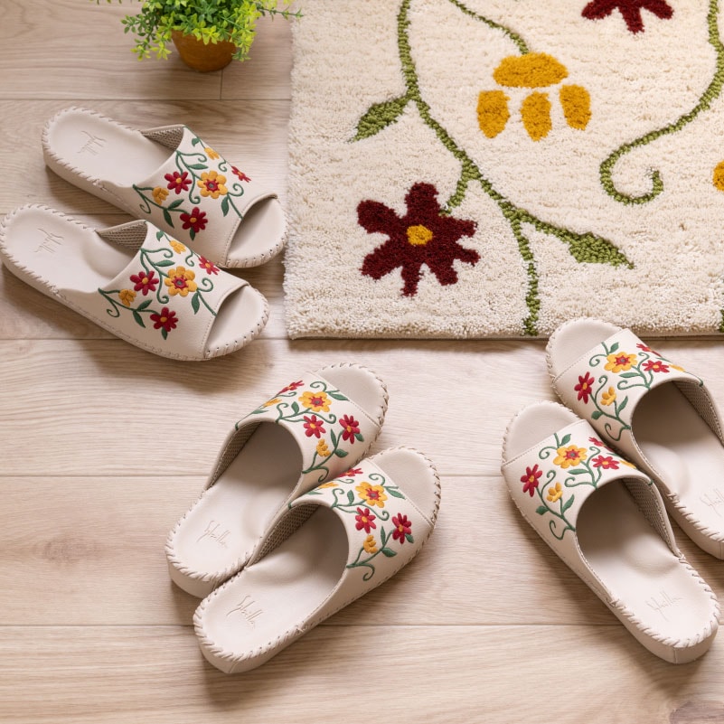 シビラ フロラシオン スリッパ Sサイズ(約21.5~22.5cm)Mサイズ(約22.5~23.5cm)/Lサイズ(約23.5~24.5cm) ベージュ/ネイビーブルー