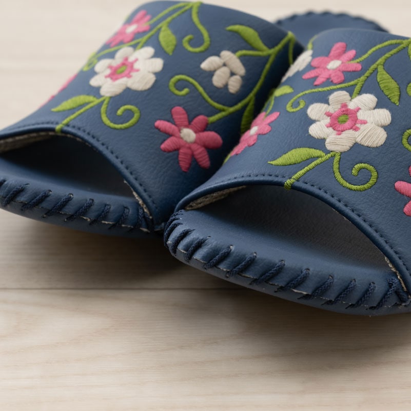 シビラ フロラシオン スリッパ Sサイズ(約21.5~22.5cm)Mサイズ(約22.5~23.5cm)/Lサイズ(約23.5~24.5cm) ベージュ/ネイビーブルー