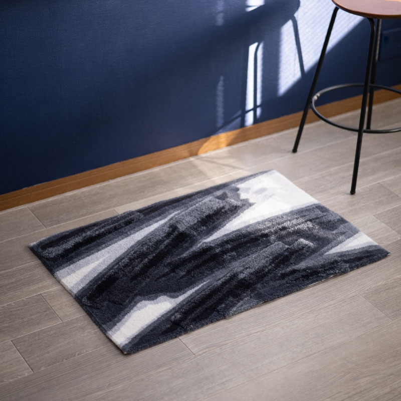 M+home ハルヤタ インテリアマット 約60×90cm ネイビーブルー