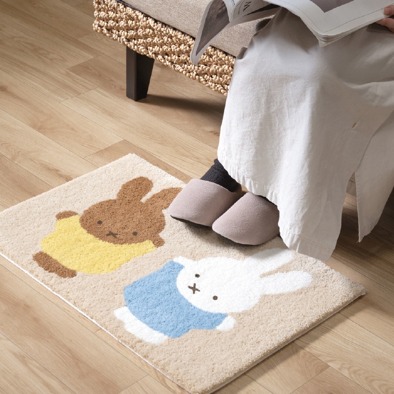 ディックブルーナ インテリアマット 約45×70cm おともだち（ベージュ）/お花と顔（イエロー）/トゥーフェイス（グレー）/ラインボリス（ベージュ）